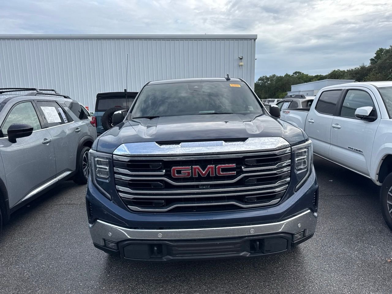gmc sierra 1500 2022 1GTUUDED3NZ550501 image gmc sierra 1500 2022 1GTUUDED3NZ550501 image